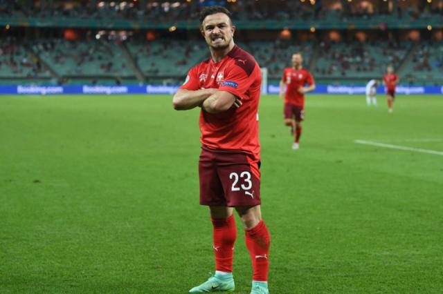 开云体育官网-梅开二度击碎质疑 沙奇里成为瑞士足球大赛第一人